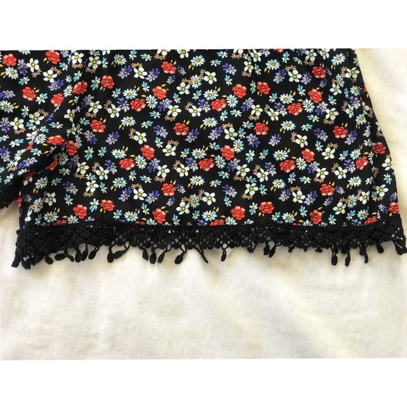 Xhalarition Romper - Picture 6 of 6